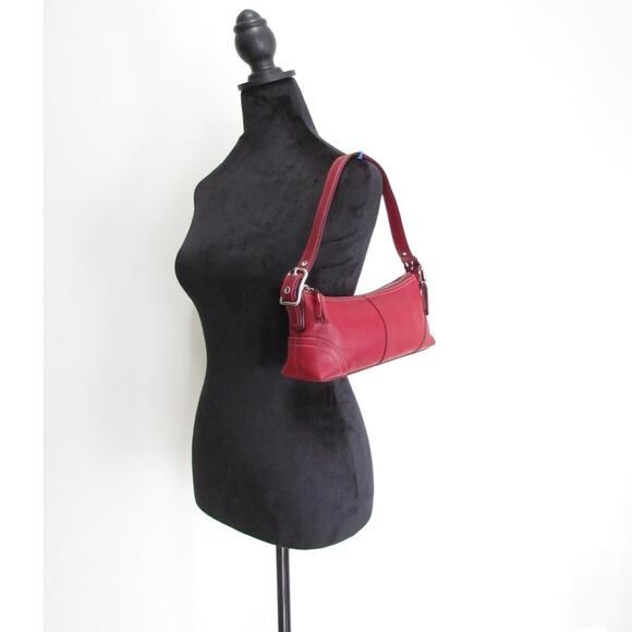 Coach Y2K Vintage Red Leather Baguette Bag - Picture 6 of 9